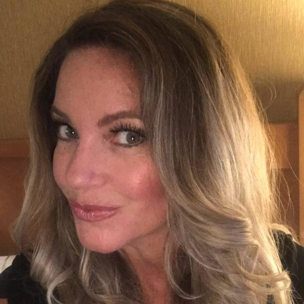 Meet your Posher, Lynda